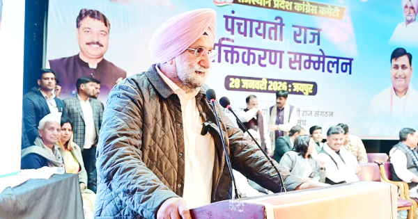 राजस्थान कांग्रेस प्रभारी सुखजिंदर सिंह रंधावा।