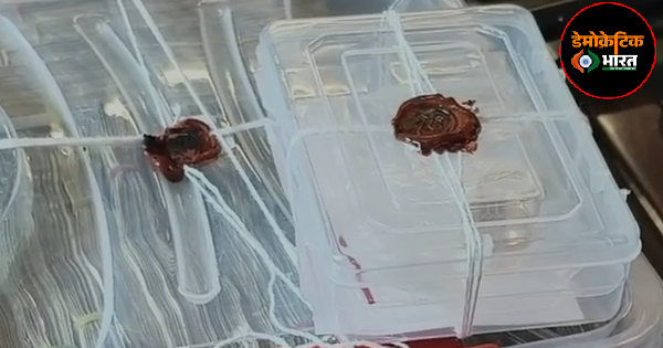 पुलिस ने बरामद किए 25 लाख नकद और लाखों की ज्वैलरी।